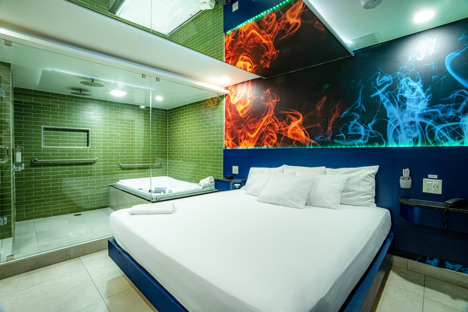 Suite Jacuzzi view 3